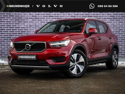 Rood Occasion 2022 Volvo XC40 Momentum SUV | € 28.894 (Goede deal)