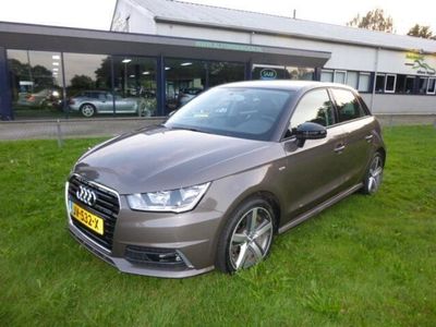 tweedehands Audi A1 1.0 TFSI SP. S Line, N,A,P, Bluetooth,