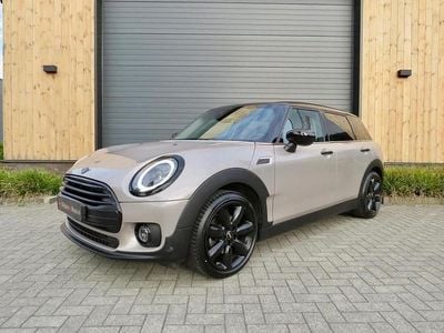 Roze Occasion 2023 Mini Cooper Clubman Business Stationwagen | € 31.450 (Iets duurder)