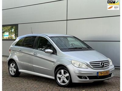 Mercedes B200