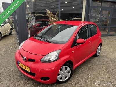 Rood Gebruikt 2010 Toyota Aygo Comfort Hatchback | € 1.950 (Goede deal)