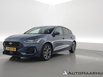 Blauw Occasion 2022 Ford Focus ST-Line Hatchback | € 18.900 (Eerlijke prijs)