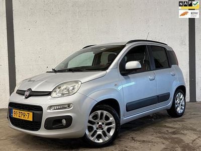 Grijs (metallic) Gebruikt 2013 Fiat Panda Hatchback | € 4.450 (Eerlijke prijs)