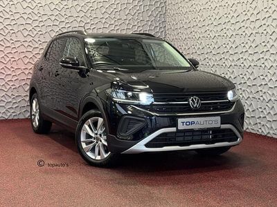 Zwart, metallic lak Occasion 2024 VW T-Cross Pro SUV | € 33.440 (Iets duurder)