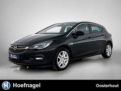 Zwart Occasion 2019 Opel Astra Business Hatchback | € 11.950 (Eerlijke prijs)