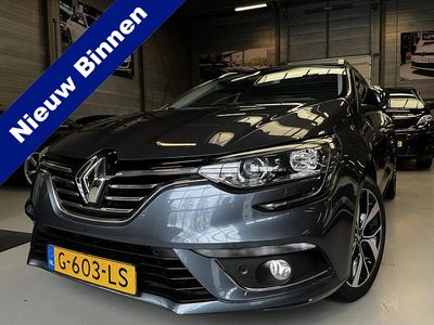 Grijs Occasion 2019 Renault Mégane GrandTour Bose Edition Stationwagen | € 16.450 (Eerlijke prijs)
