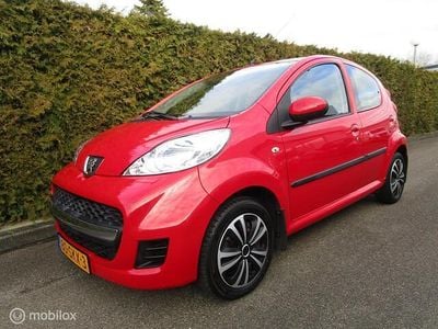 Occasion Peugeot 107 68 PK (50 kW) 2011 Rood Hatchback