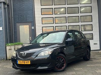 Zwart Gebruikt 2004 Mazda 3 Touring Hatchback | € 1.495 (Eerlijke prijs)