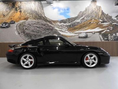 Zwart, andere lak Occasion 2002 Porsche 911 Coupé | € 72.950