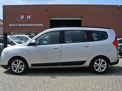 Grijs Gebruikt 2012 Dacia Lodgy Prestige MPV | € 2.599 (Duur)