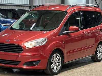 Occasion Ford Tourneo Titanium 2014 Rood Stationwagen