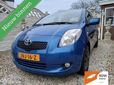 Occasion Toyota Yaris Cool 87 PK (63 kW) 2007 Blauw (metallic) Hatchback