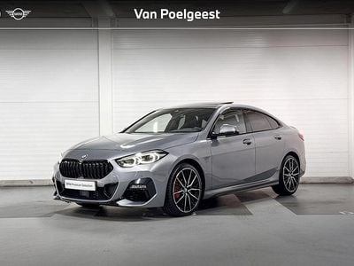 Skyscraper grey metallic (grijs metallic) Gebruikt 2024 BMW 220 M Sport Coupé | € 40.900 (Iets duurder)