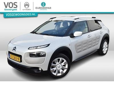 Wit Gebruikt 2016 Citroën C4 PureTech SUV | € 8.900 (Eerlijke prijs)