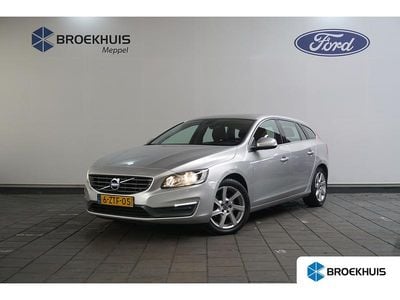 Grijs Gebruikt 2015 Volvo V60 Momentum Stationwagen | € 14.985 (Super prijs)