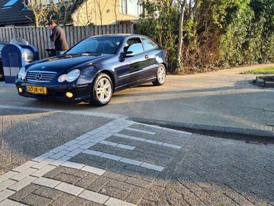 Mercedes C180