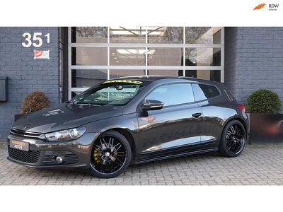 Bruin Occasion 2009 VW Scirocco Highline Coupé | € 10.950 (Iets duurder)