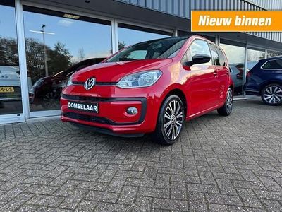 Rood Gebruikt 2018 VW up! high up! Hatchback | € 10.945 (Eerlijke prijs)