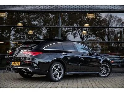 Zwart Gebruikt 2021 Mercedes CLA250e Shooting Brake Premium Plus Stationwagen | € 27.900 (Eerlijke prijs)