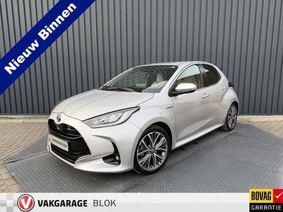 Grijs Gebruikt 2021 Toyota Yaris Executive Hatchback | € 21.950 (Eerlijke prijs)