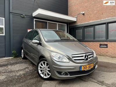 Mercedes B200
