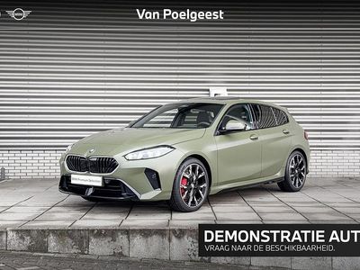 Bmw individual frozen urban green Gebruikt 2025 BMW 120 M Sport Hatchback | € 59.828