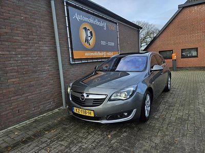 Grijs Gebruikt 2016 Opel Insignia Business Stationwagen | € 4.745
