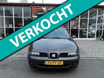 Occasion Seat Toledo 110 PK (80 kW) 2004 Grijs Hatchback