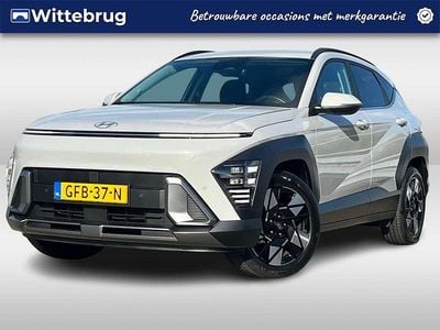 Grijs Gebruikt 2024 Hyundai Kona Comfort SUV | € 30.425 (Eerlijke prijs)
