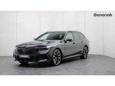 Zwart Occasion 2025 BMW 530 Stationwagen | € 87.950