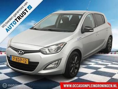 Grijs Gebruikt 2015 Hyundai i20 Comfort Hatchback | € 6.950 (Eerlijke prijs)