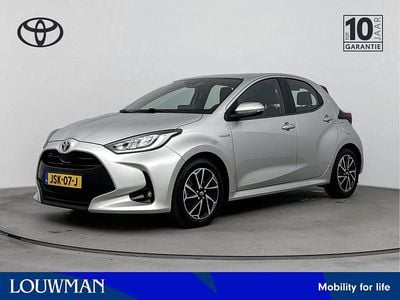 Grijs Occasion 2025 Toyota Yaris Hybrid Hatchback | € 19.445 (Goede deal)