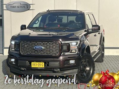 Rood Occasion 2018 Ford V8 Van | € 47.950