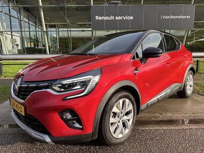 Rood Occasion 2022 Renault Captur Intens SUV | € 19.950 (Goede deal)