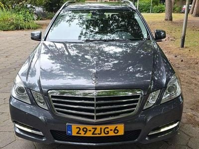 Mercedes E200