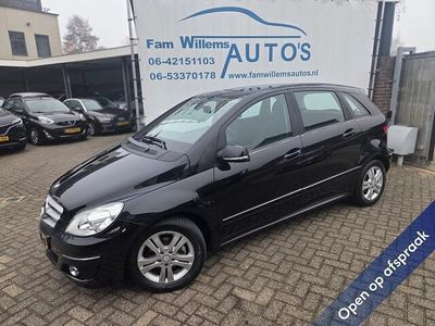 Zwart (metallic) Occasion 2011 Mercedes B160 Business MPV | € 7.979 (Iets duurder)