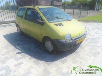Occasion Renault Twingo 58 PK (42 kW) 1998 Geel Hatchback