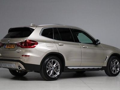 Geel (metallic) Gebruikt 2018 BMW X3 Executive SUV | € 27.945 (Eerlijke prijs)
