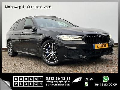 Zwart Occasion 2021 BMW 530e M Sport Stationwagen | € 37.700 (Eerlijke prijs)