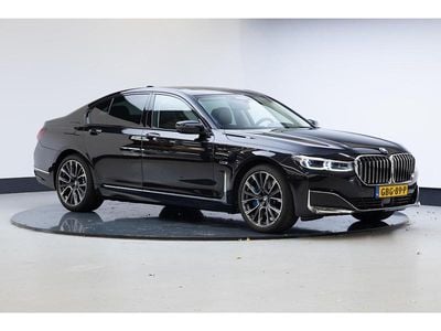 BMW 745