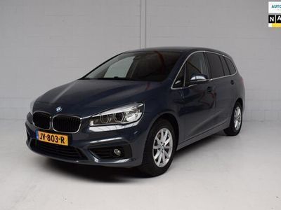 BMW 216