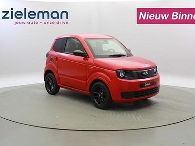 Rood Gebruikt 2024 Ligier Myli Hatchback | € 9.845