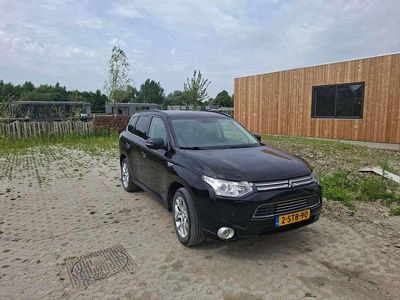 Mitsubishi Outlander P-HEV