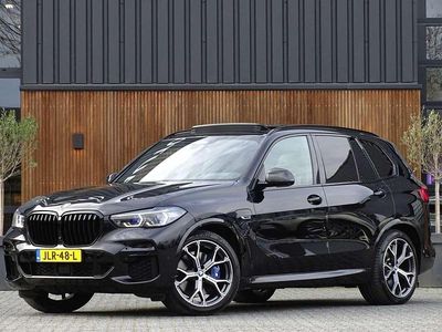 Zwart Occasion 2022 BMW X5 M Sport SUV | € 57.995 (Goede deal)