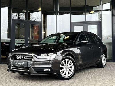 Grijs Occasion 2012 Audi A4 Stationwagen | € 8.945 (Eerlijke prijs)