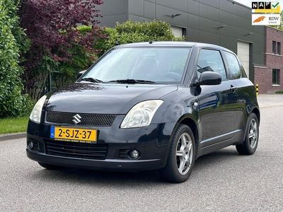 tweedehands Suzuki Swift 1.3 GA Airco*LM velgen*LM velgen*02-12-2024 APK*