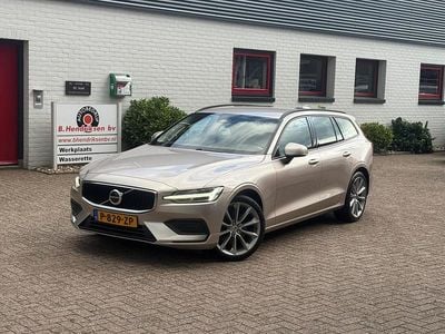Occasion Volvo V60 163 PK (119 kW) 2022 Grijs Stationwagen