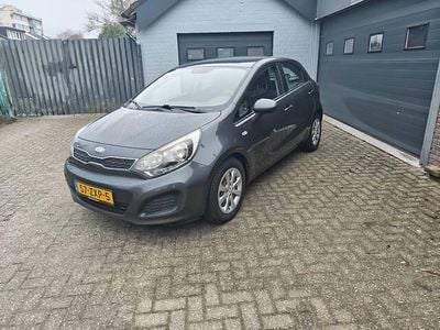 Occasion Kia Rio Comfort 86 PK (63 kW) 2013 Grijs Hatchback