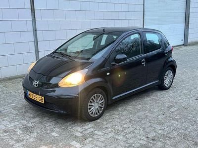 Zwart Gebruikt 2007 Toyota Aygo Hatchback | € 1.999 (Goede deal)