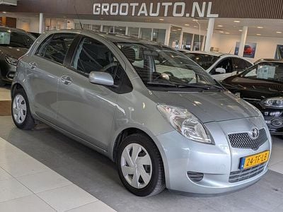 Occasion Toyota Yaris Sol 89 PK (65 kW) 2006 Grijs Hatchback